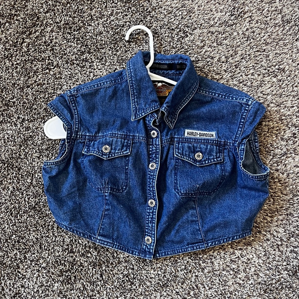 Harley Davidson Cropped Denim Button Down Embroidered Logos Front Pockets Collar
